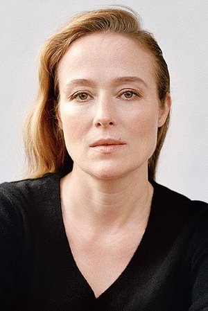 Jennifer Hale
